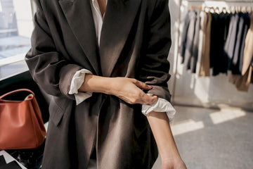 Cropped oversized blazer outfit styling