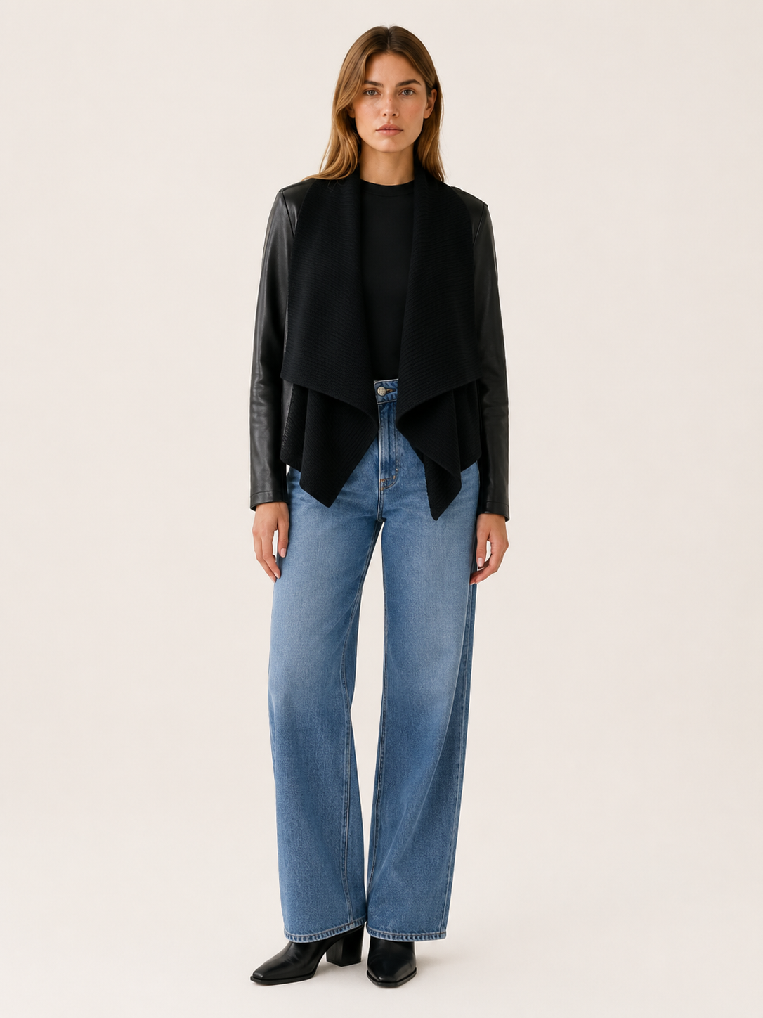 Aderissa | Cropped Jacket with Wide Collar and Zip Front