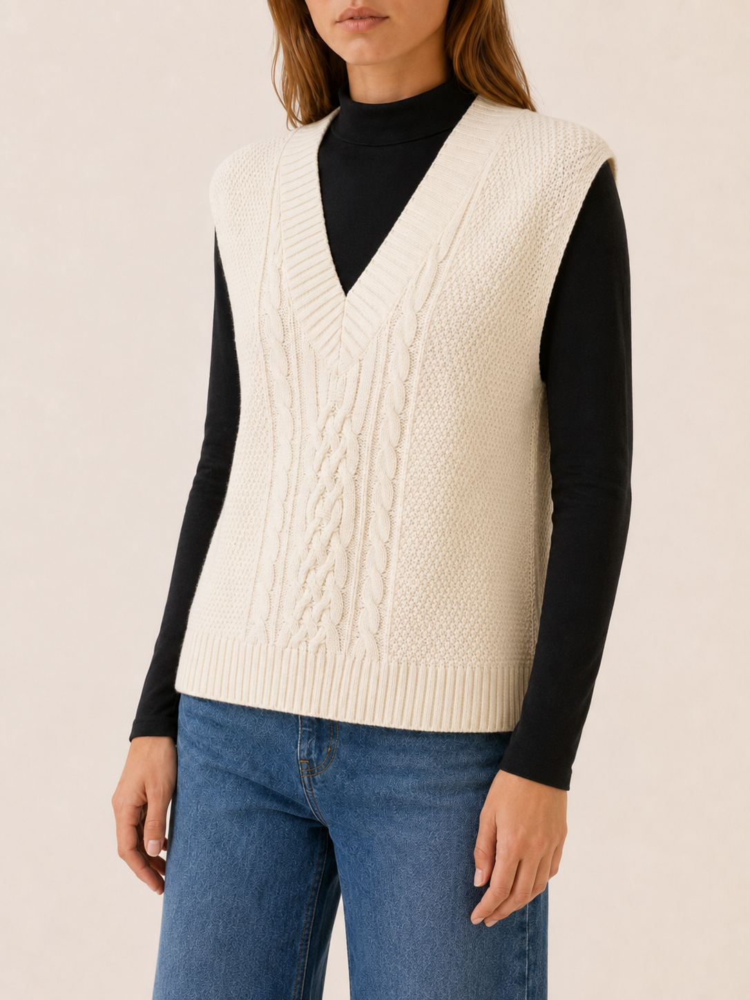 Aldith | Sweater Vest with V-Neck and Raised Braid Detail