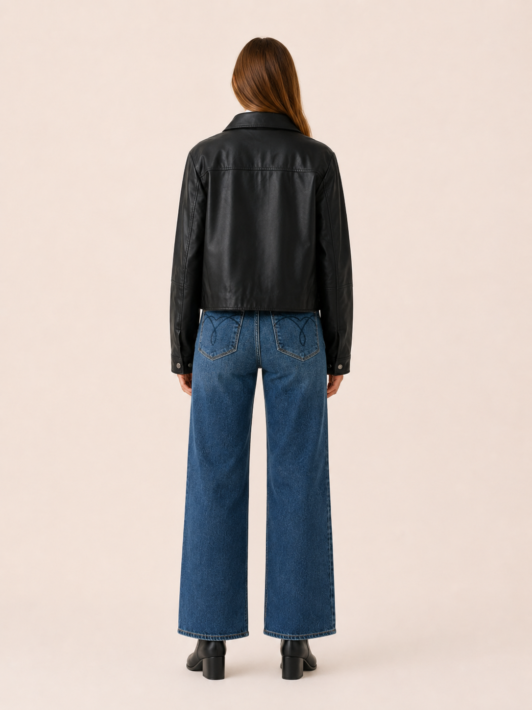 Apolline | Cropped Jacket with Snap Front and Pointed Collar