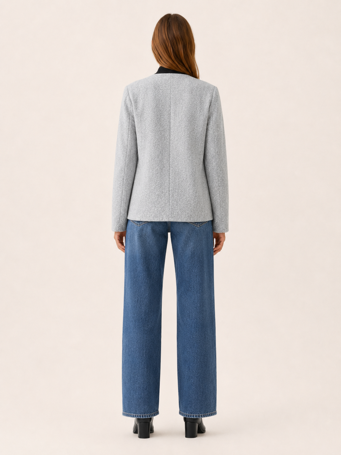 Aurembiaix | Women’s Blazer with Contrast Trim and Open Front