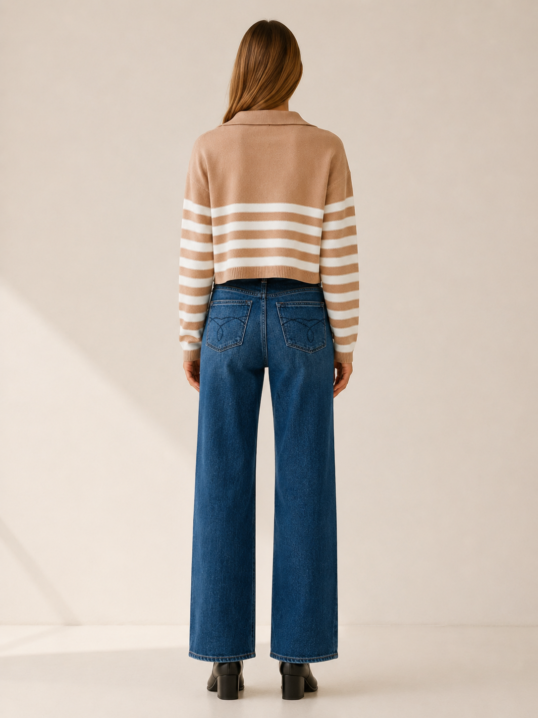Averique | V Neck Sweater with Striped Design and Open Collar