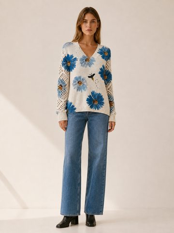 Averisse | Women's Floral V Neck Jumper