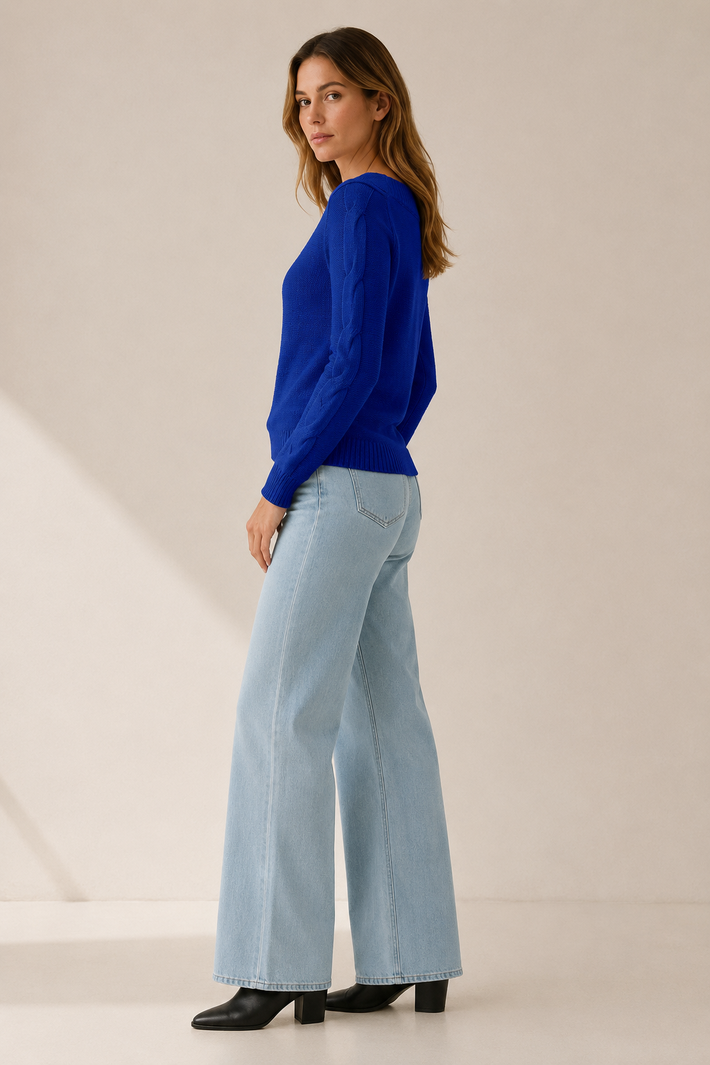 Cevriana | Crew Neck Jumper with Textured Pattern