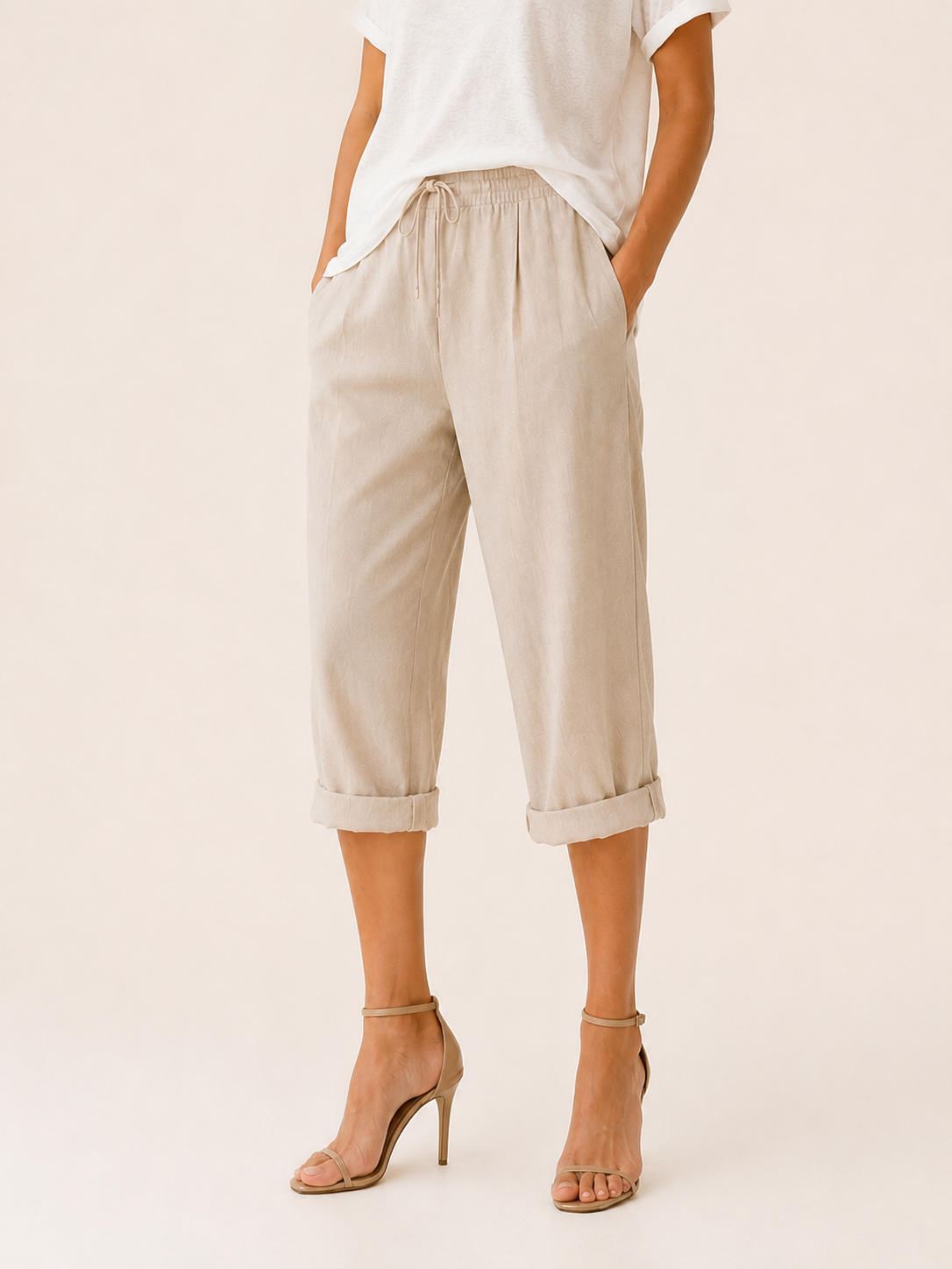 Clemency | Linen Cropped Trousers with Drawstring Waist