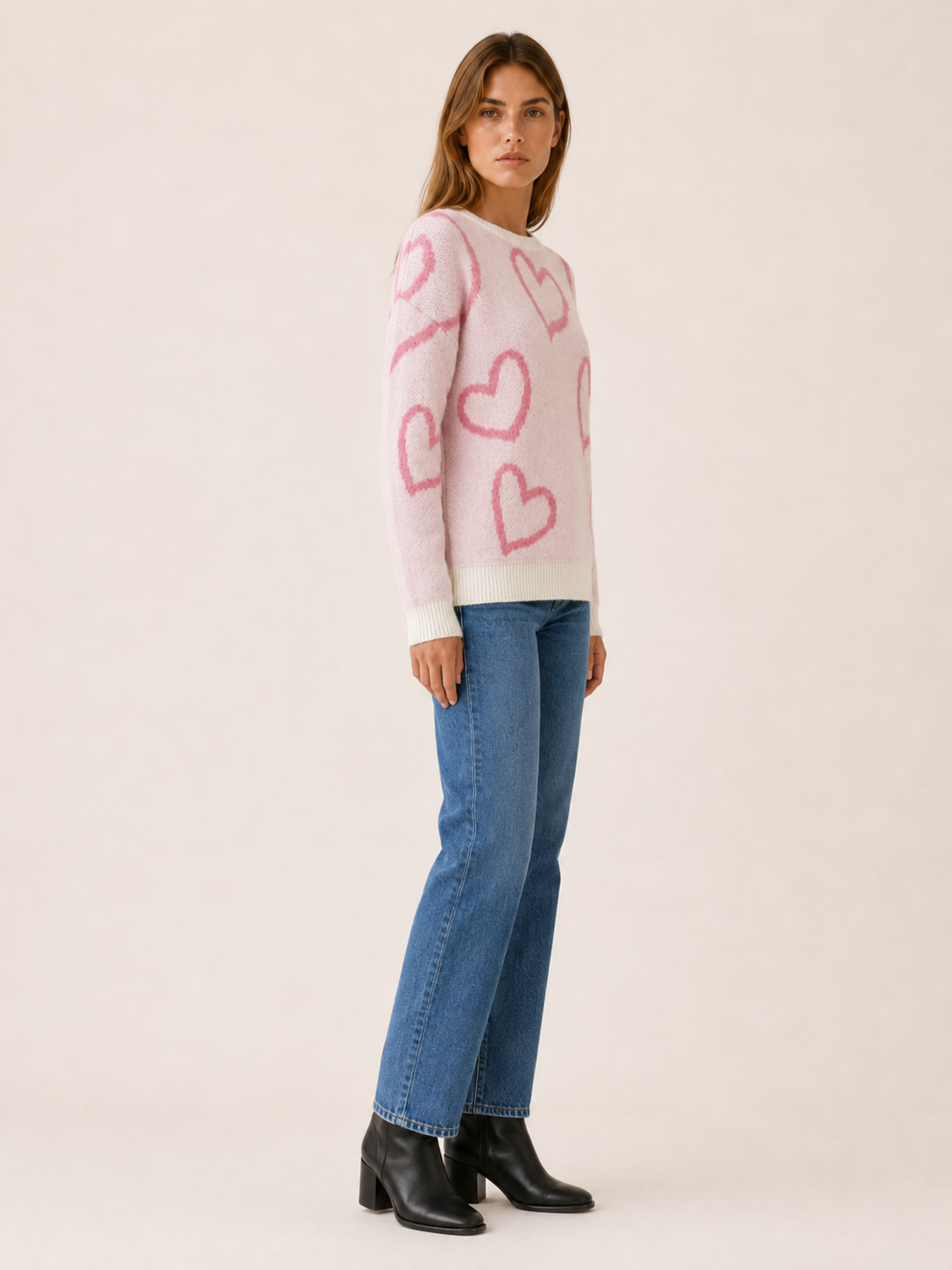 Diantha | Crew Neck Jumper with Heart Pattern
