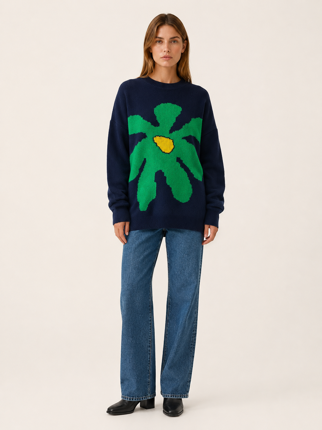 Dorevyn | Knit Sweater with Floral Motif and Oversized Fit