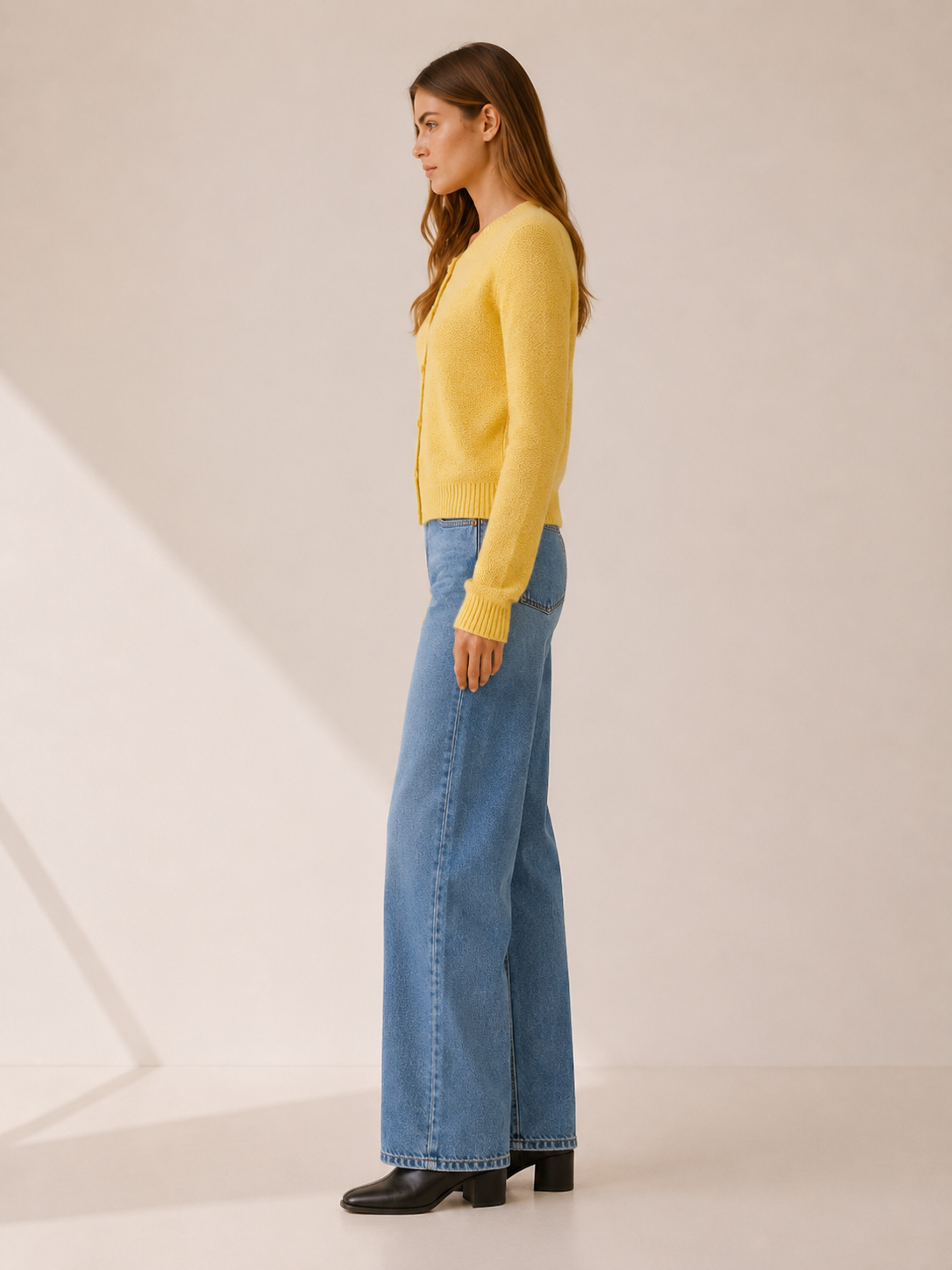 Eirian | Cropped Cardigan with Single-Button Front