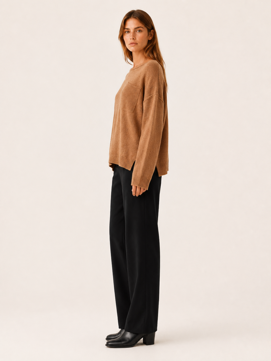 Elvarenne | Knit Sweater with Boat Neck and Side Slits