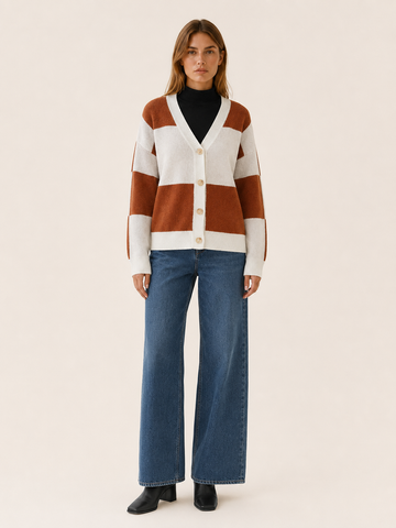 Ilaria | V-Neck Cardigan with Plaid Pattern and Button Front