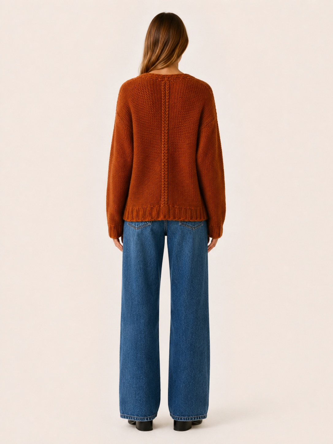 Istrielle | V Neck Sweater with Raised Braid Detail