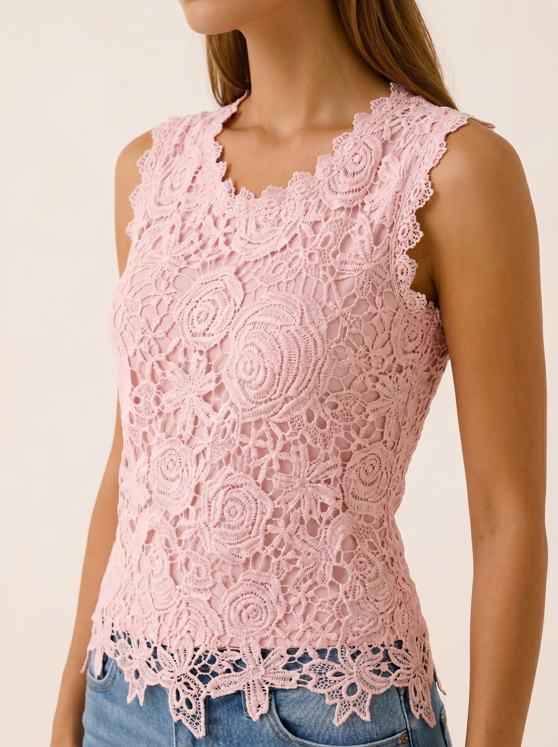 Jasmina | Lace Sleeveless Blouse with Scallop Trim