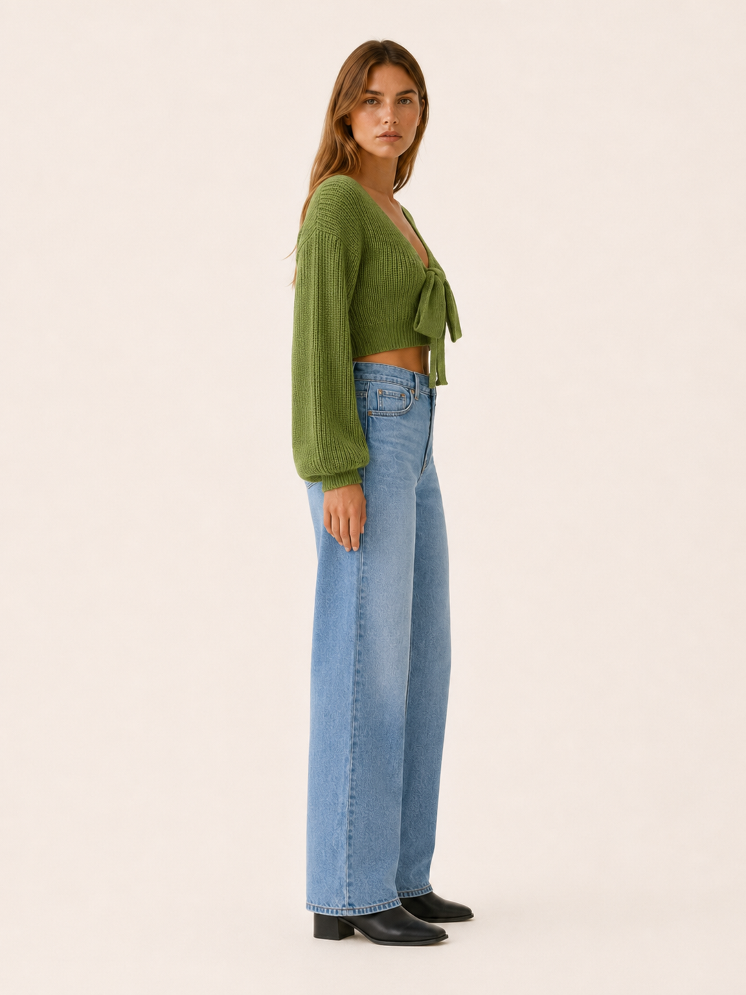 Leocadia | Cropped Jumper with Tie Front and Balloon Sleeves