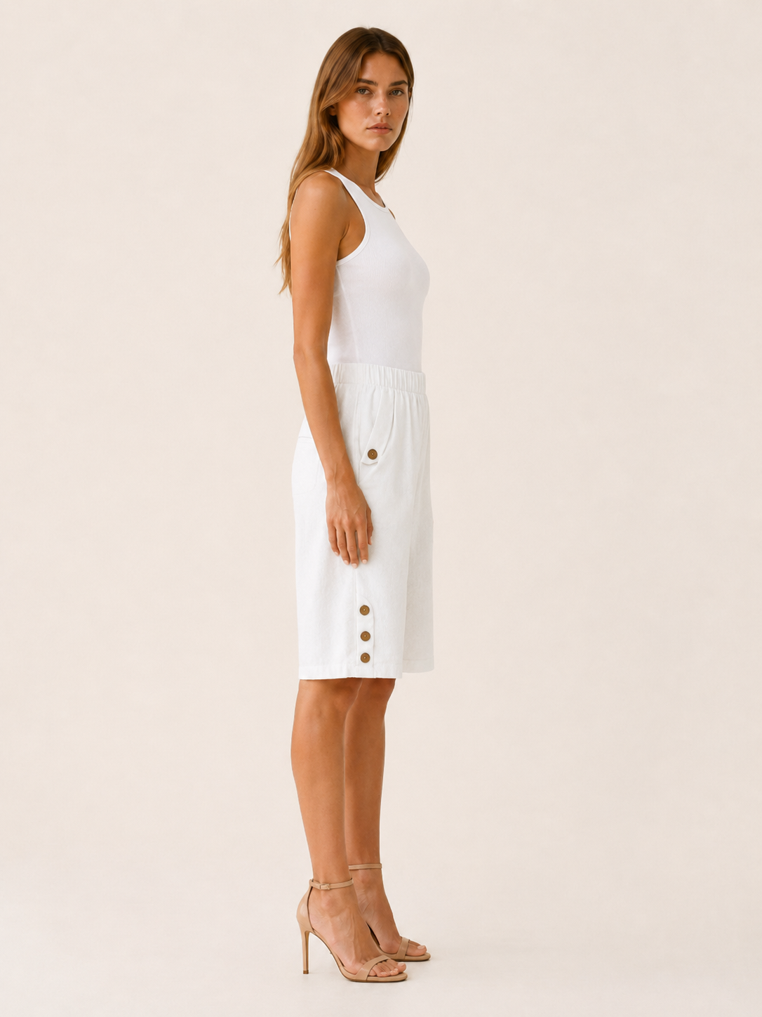 Linden | Cotton-Linen Shorts with Elastic Waist Button Detail
