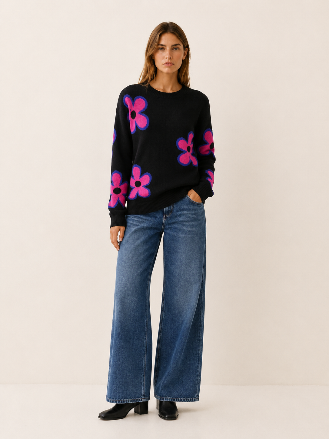 Maëlys | Crew Neck Jumper with Floral Detail