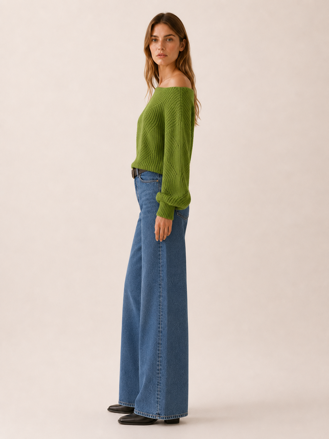Meliora | V-Neck Jumper with Openwork Detail and Balloon Sleeves