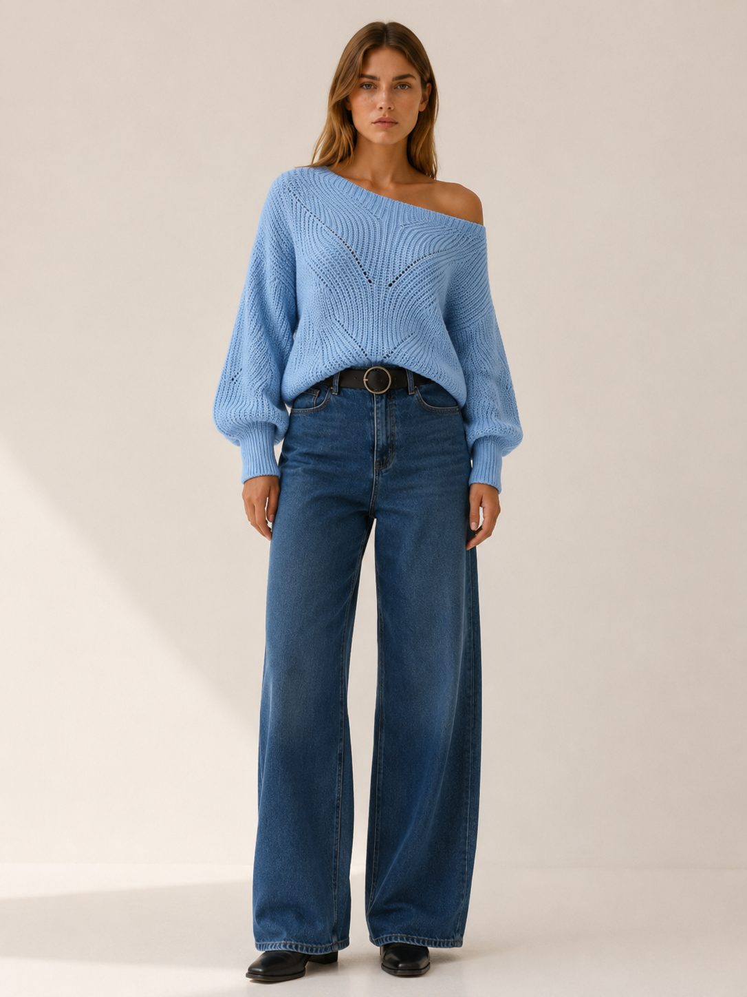 Meliora | V-Neck Jumper with Openwork Detail and Balloon Sleeves