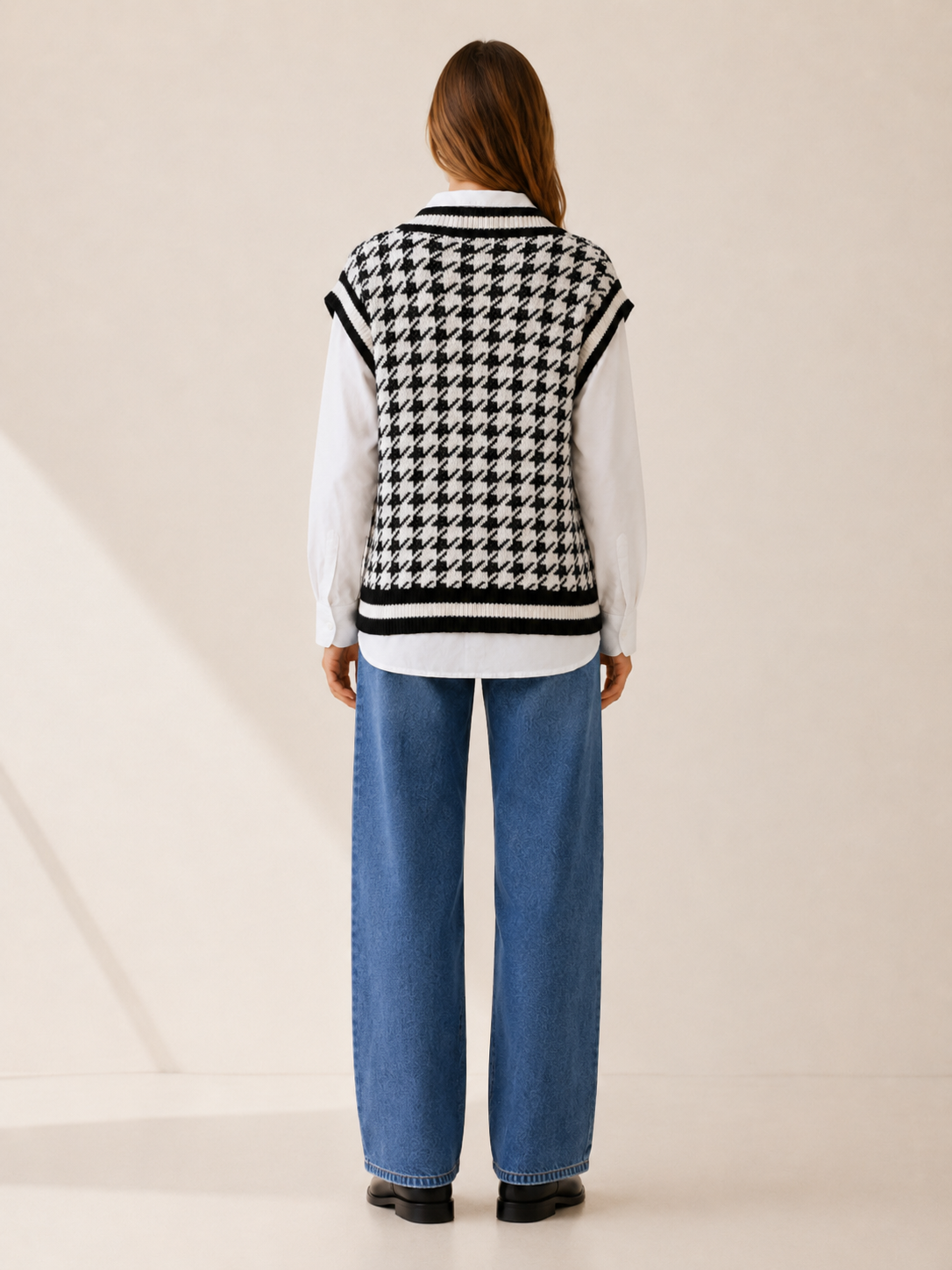 Morwenna | Jumper Vest with Houndstooth Pattern and V-Neck