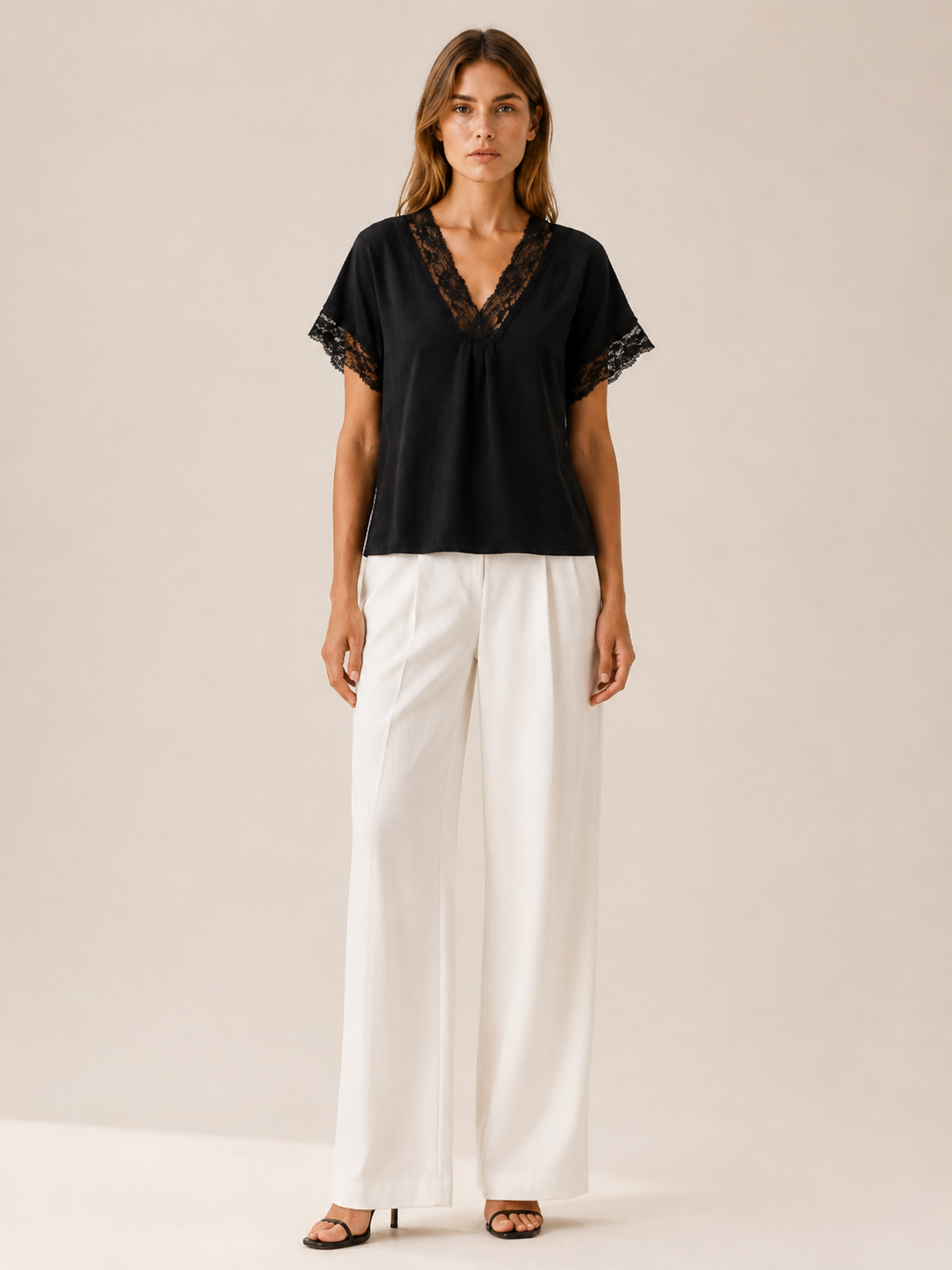 Nivellea | Lace Trim Top with V Neck Short Sleeves