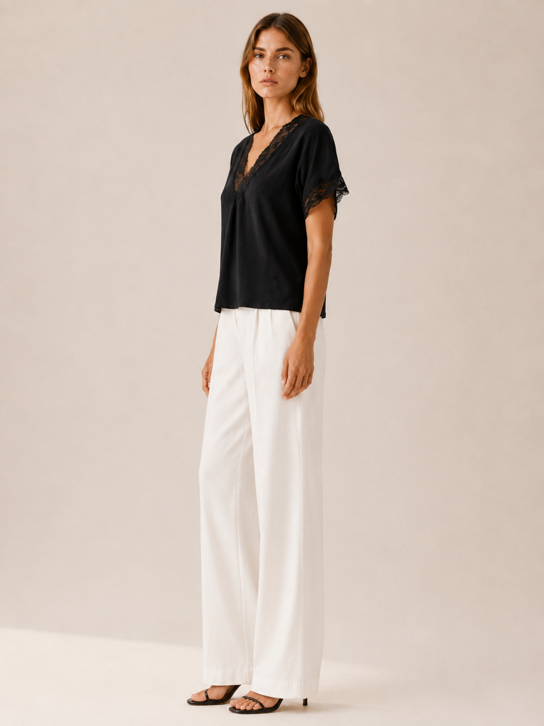 Nivellea | Lace Trim Top with V Neck Short Sleeves