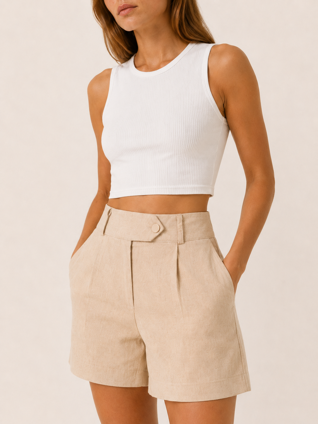 Norwyn | High-Waisted Shorts with Pleated Detail Tailored Fit
