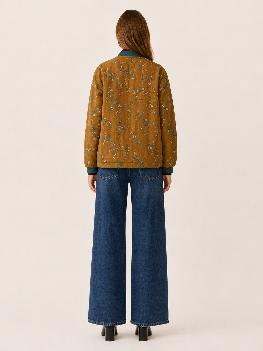 Orelisse | Women’s Short Jacket with Floral Print and Snap Buttons