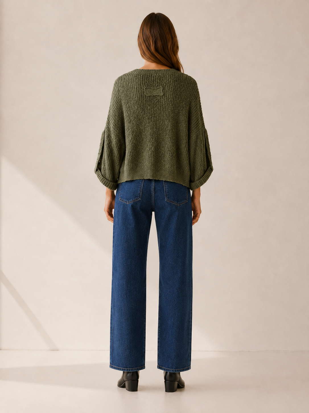 Phaeline | Round Neck Jumper with Roll-Up Sleeves