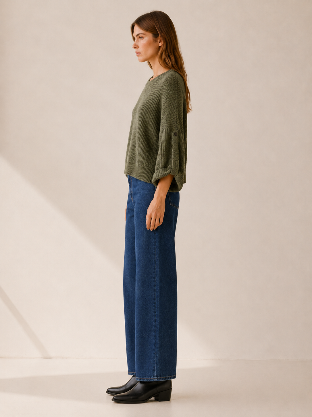 Phaeline | Round Neck Jumper with Roll-Up Sleeves