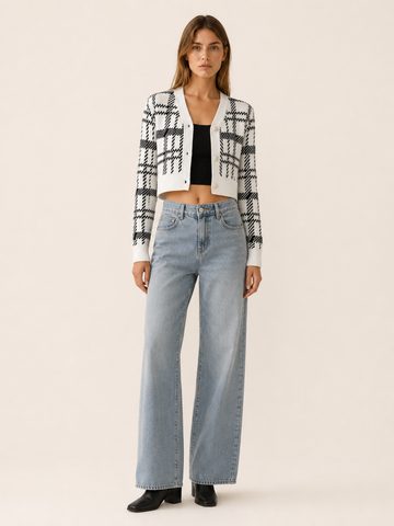 Rovixa | Cropped Cardigan with V Neck Plaid Design