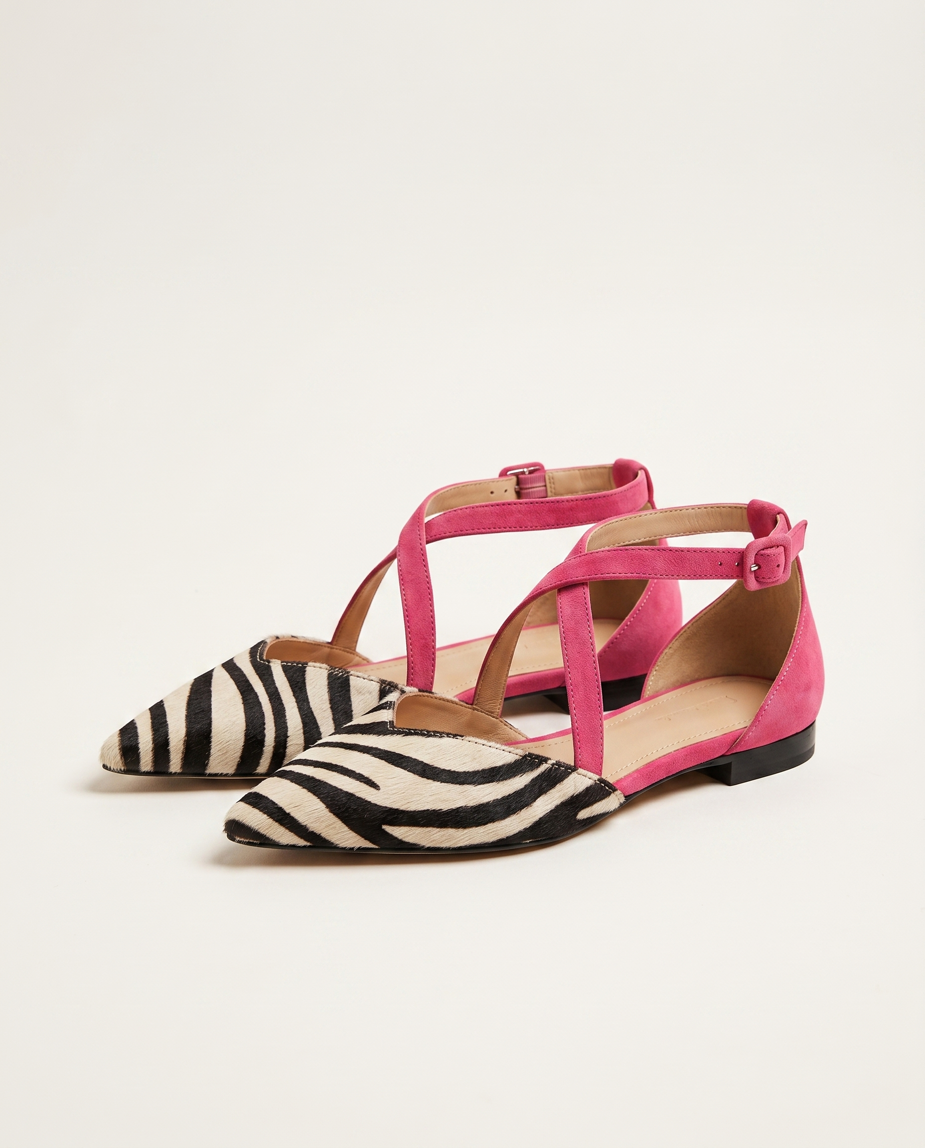 Rowena | Flat Sandals with Crossed Ankle Straps