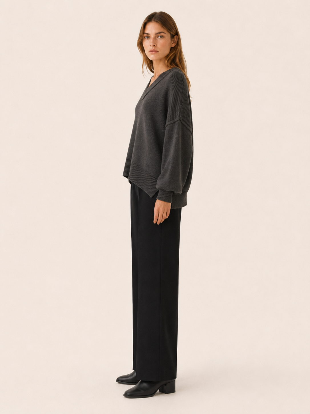 Rowena | V-Neck Jumper with Oversized Fit and Balloon Sleeves