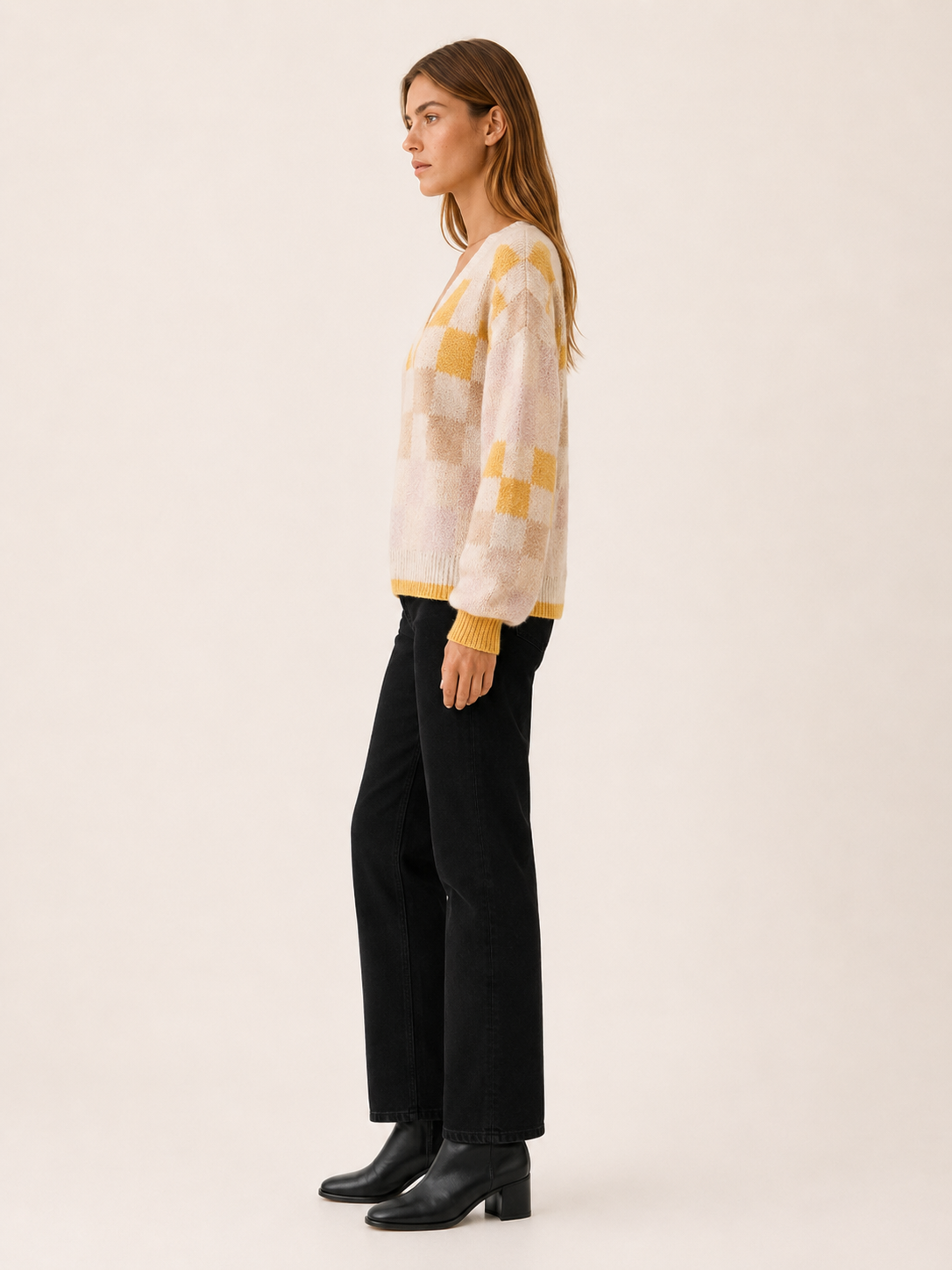 Tahlia | Checked Jumper with V-Neck and Lantern Sleeves