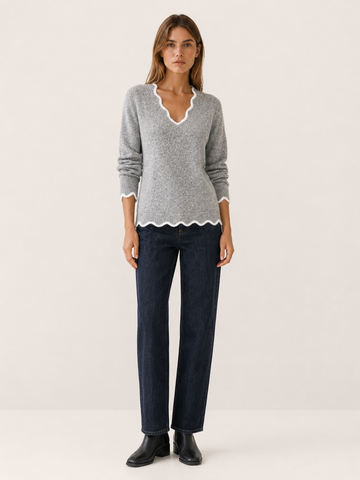 Tanith | V-Neck Jumper with Scalloped Contrast Trim