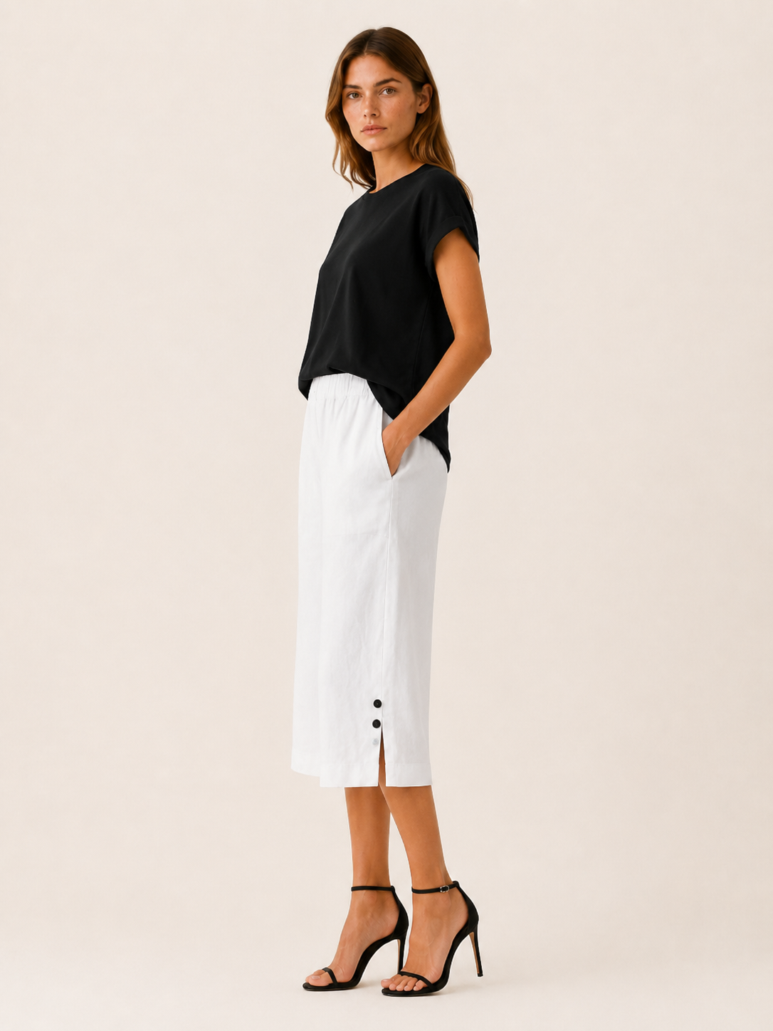 Tavienne | Cotton Blend Cropped Trousers with Elastic Waist Button Hem