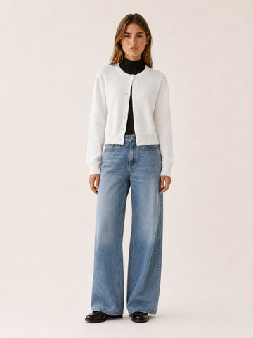 Vaylora | Cropped Cardigan with Round Neck Button Front