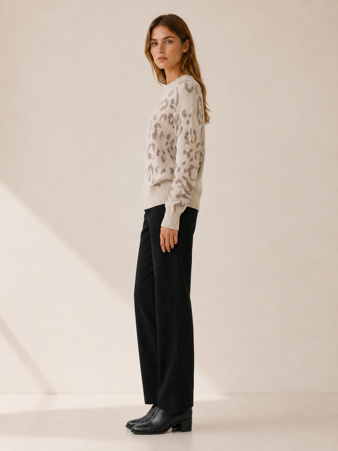 Veloria | Leopard Print Jumper with Crew Neck