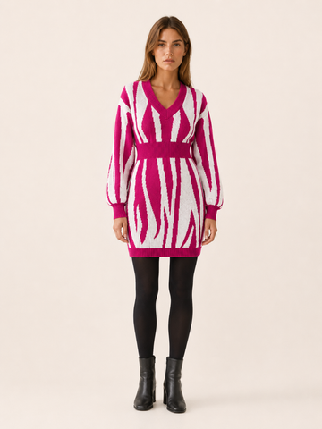Vianne | Jumper Dress with Animal Print and V-Neck