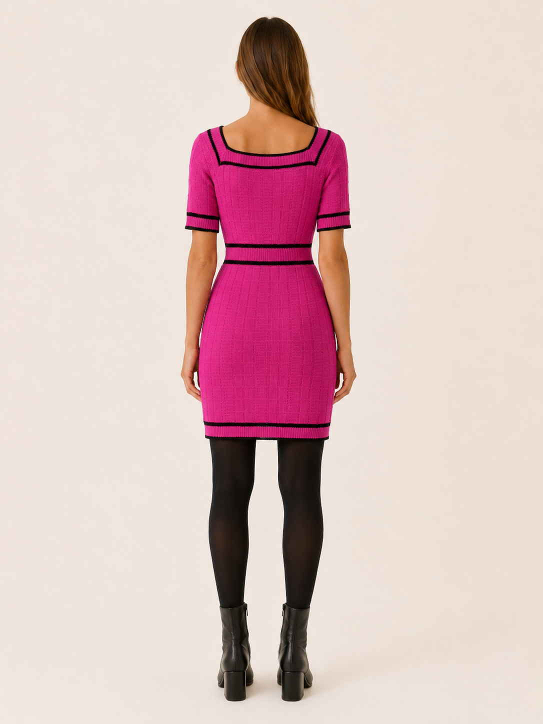 Virelia | Sweater Dress with Square Neck and Button Detail