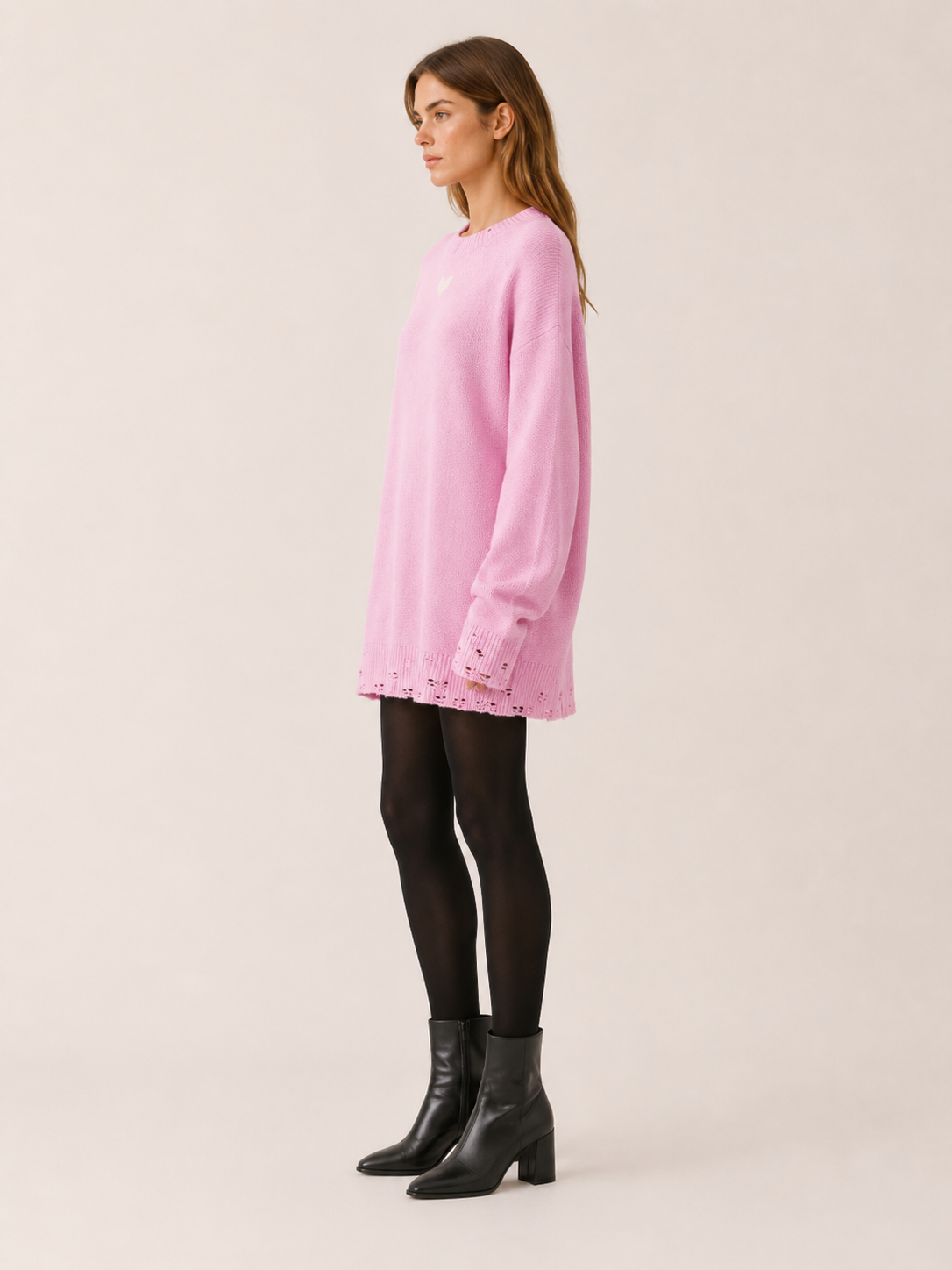 Virelisse | Sweater Dress with Round Neck and Distressed Detail