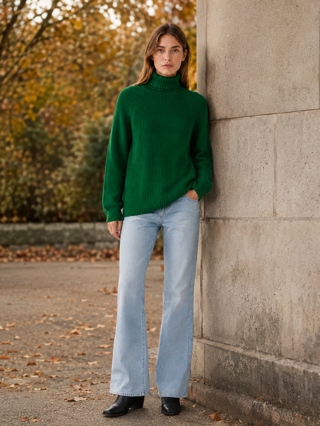 Virethia | Roll Neck Jumper with Relaxed Fit and Raglan Sleeves