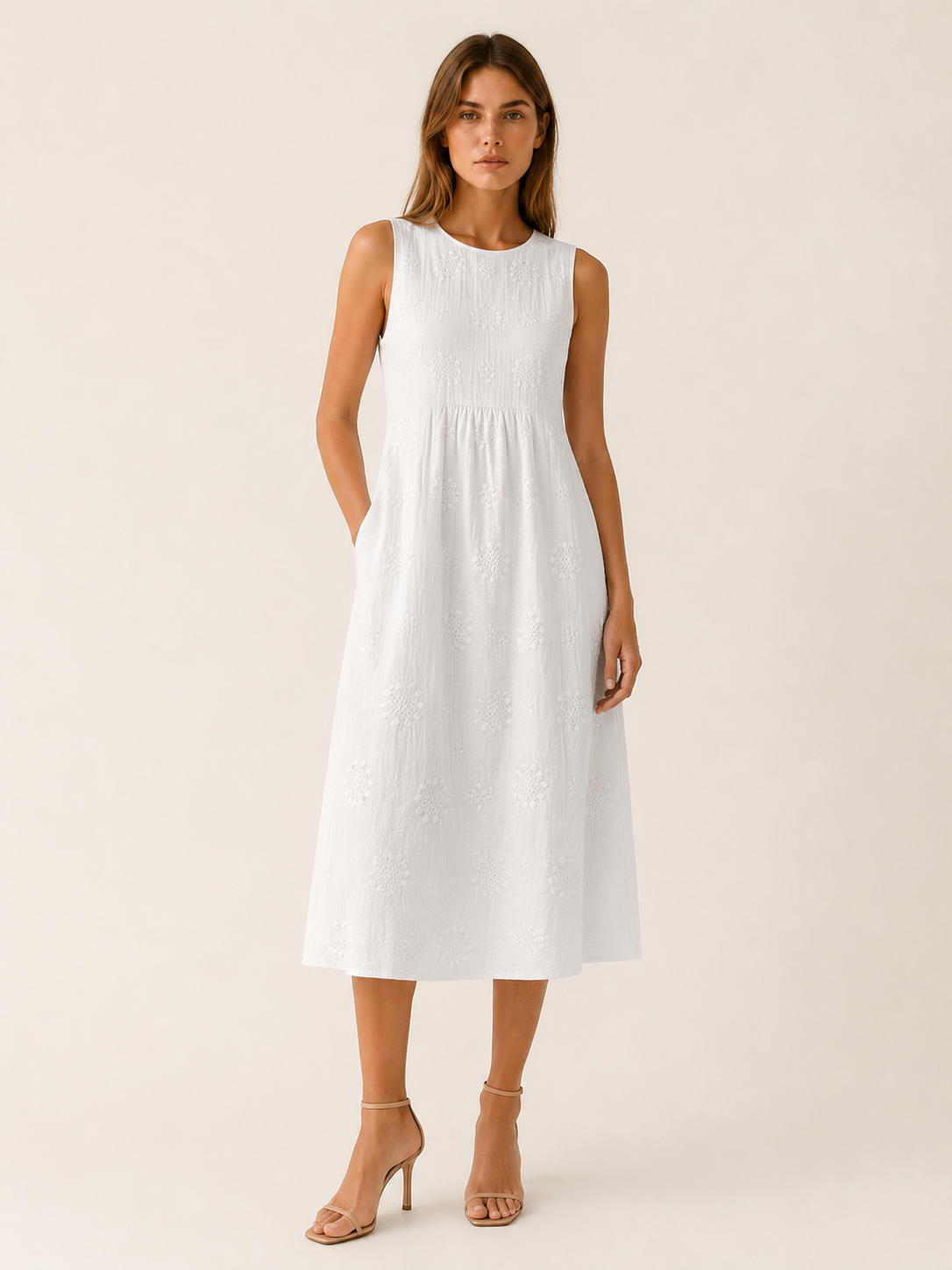 Vittoria | Textured Midi Dress with Round Neck