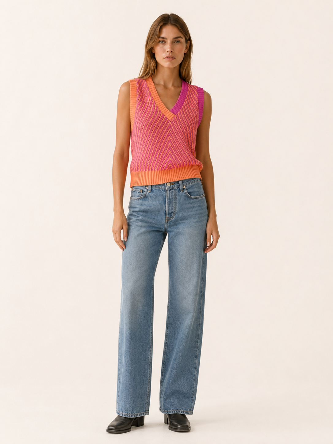 Zarelia | Sleeveless Jumper with V-Neck and Contrast Trim