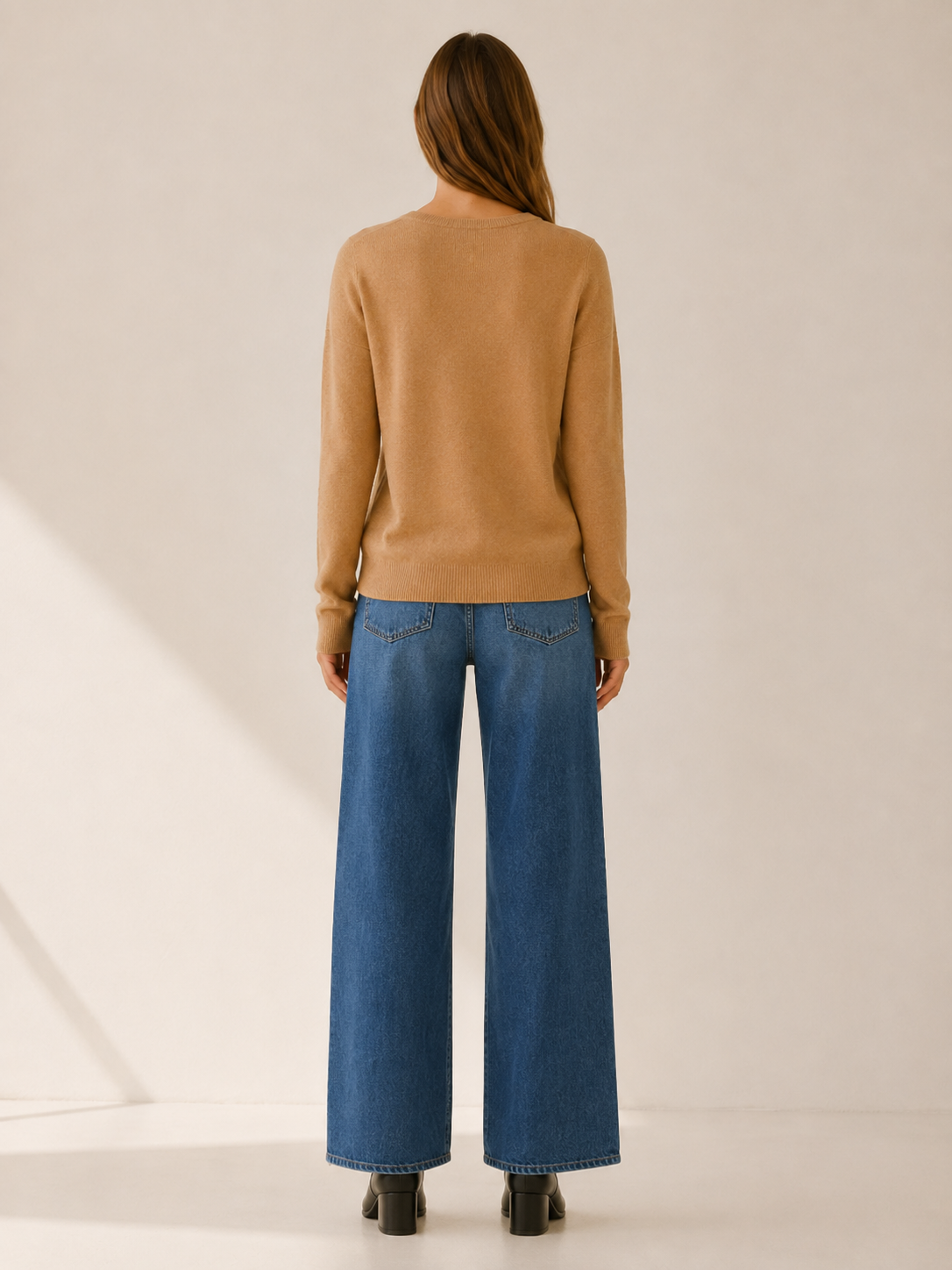 Zemoria | Knit Sweater with Round Neck and Oversized Fit