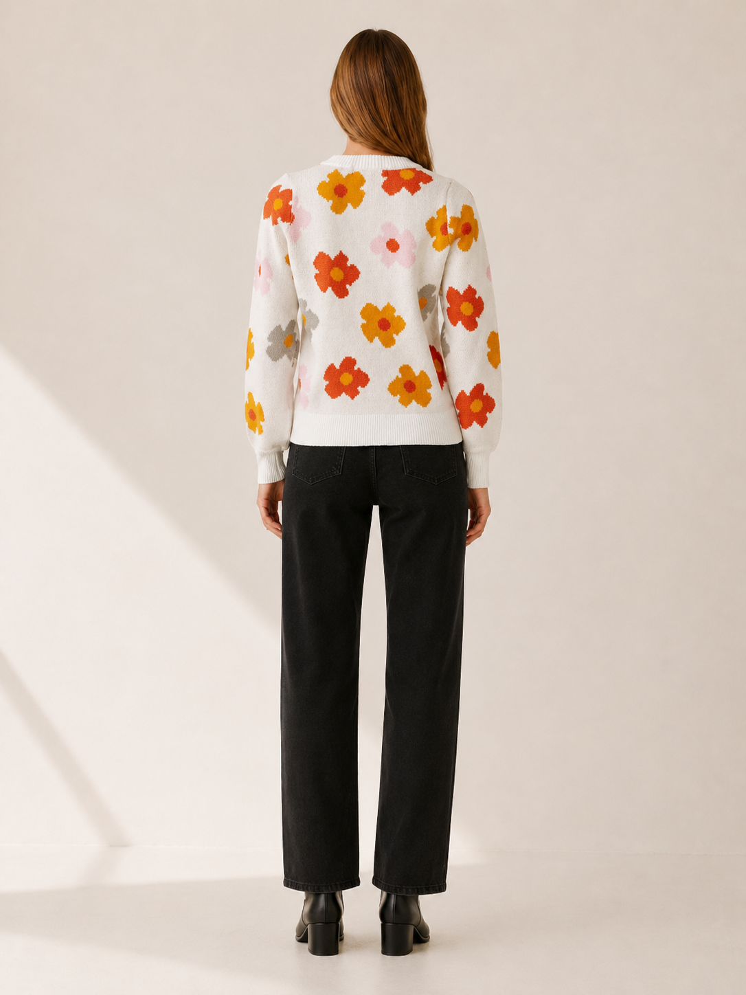 Zephrelia | Knit Sweater with Floral Motif and Round Neck