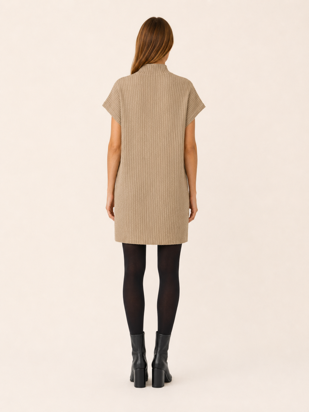 Zephyrelle | Sweater Dress with Short Sleeves and High Neck