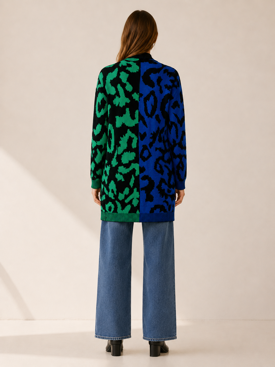 Zuleika | Long Cardigan with Leopard Print and Button Front